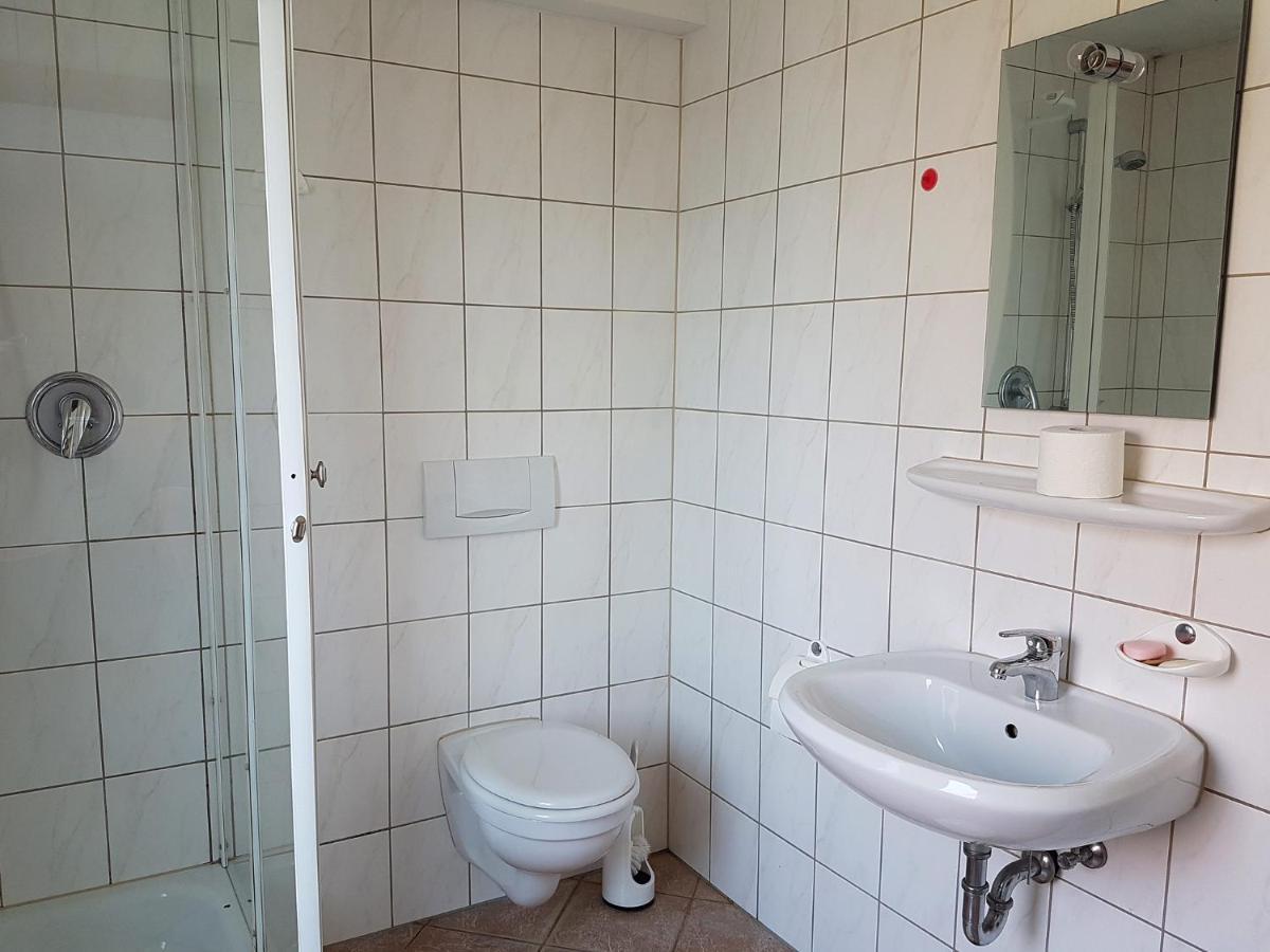 Monteurwohnungen Goeb - Nicht Fuer Urlaubsgaeste Geisa Exteriér fotografie